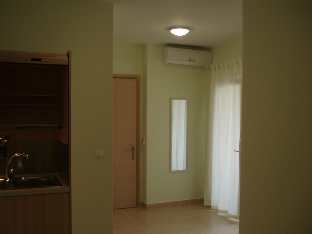 Petite Sirene Studios Паралия-Катерини Номер фото